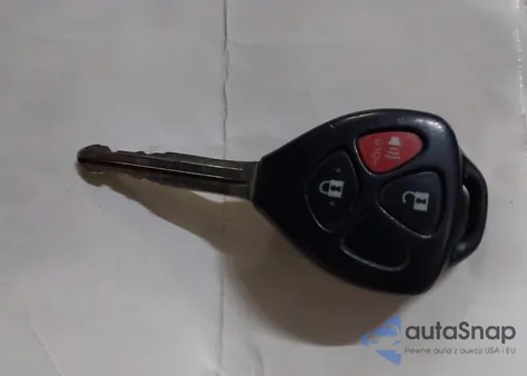 2011 Toyota Rav4 из США, поврежденный, VIN 2T3KF4DV1BW088981